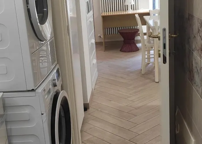 Romantic House Posto Auto Aria Condizionata Apartmán *